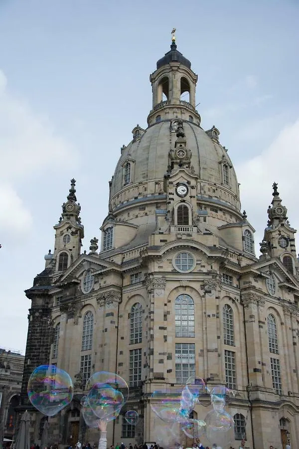 Daire Mirabelle - Wohnen In Der Dresdner Neustadt Dresden Almanya